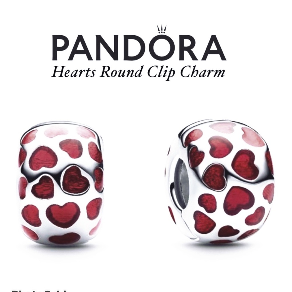 PANDORA Hearts Round Clip Charm w/box